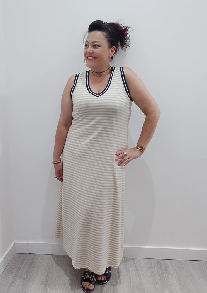 ROBE LONGUE & RAYURES BEIGE
