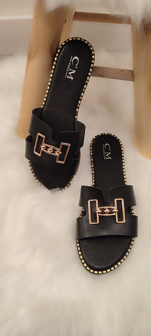 MULES NOIRES & BOUCLES DORES