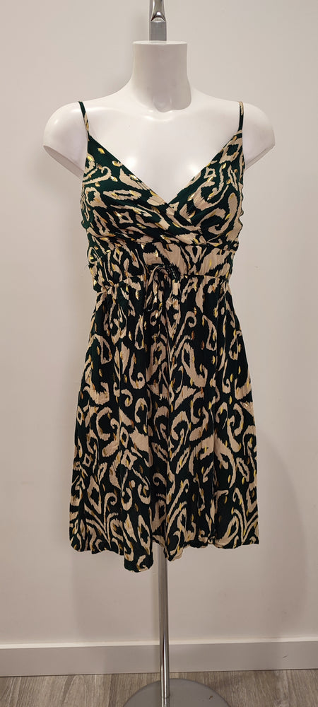 ROBE COURTE A BRETELLES & IMPRIMES