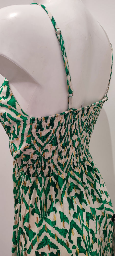 ROBE COURTE A BRETELLES & IMPRIMES
