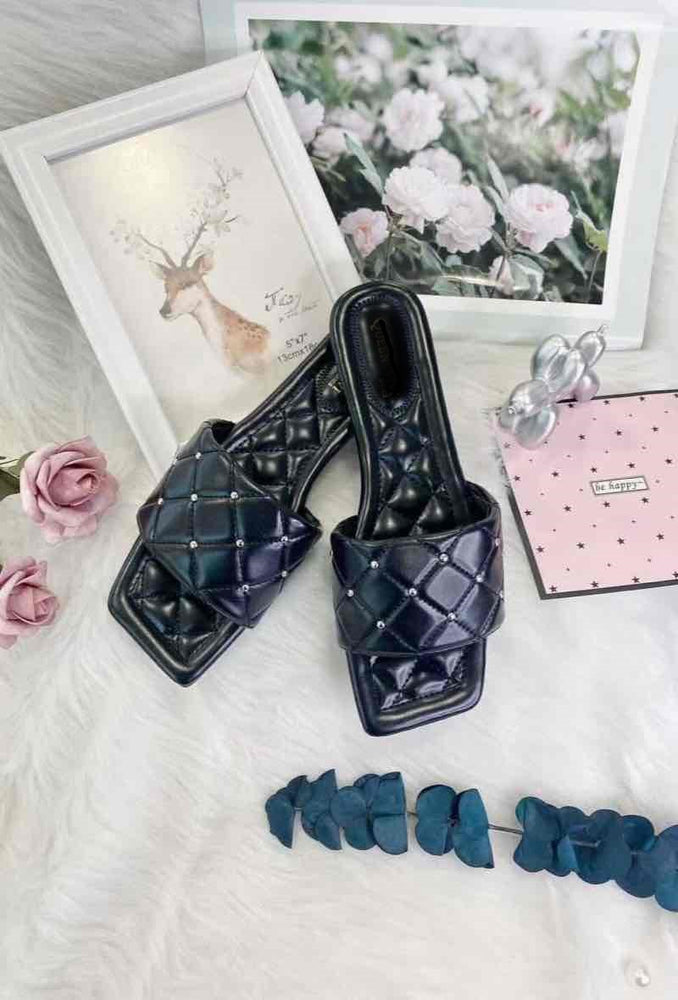 MULES PLATES MATELASSEES & NOIRES