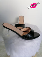 ESCARPINS NOIRS & TALONS TRANSPARENTS