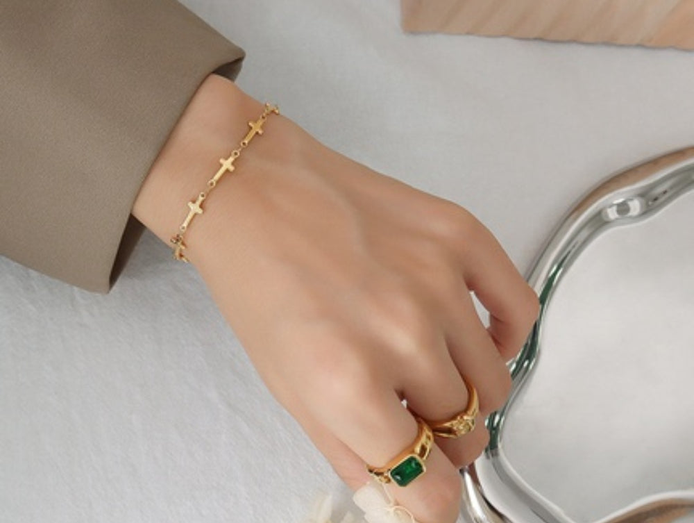 BRACELET CROIX & OR ACIER